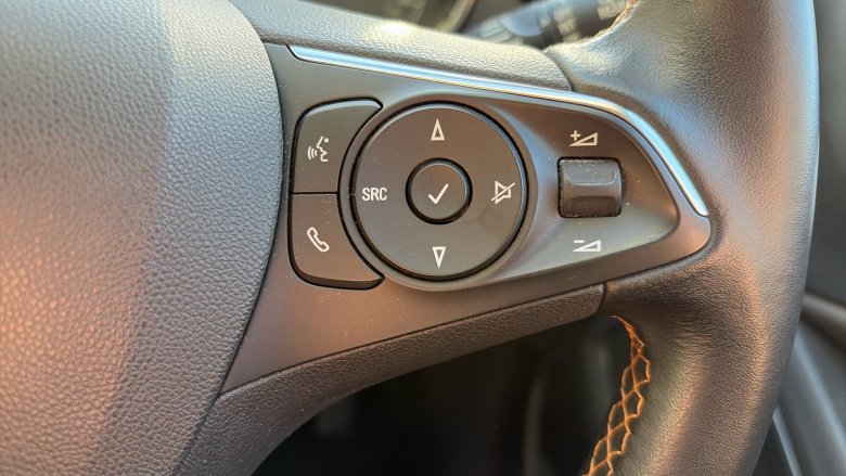 Vauxhall Crossland X 1.2T [130] Elite Nav 5dr [Start Stop] Auto Petrol Hatchback